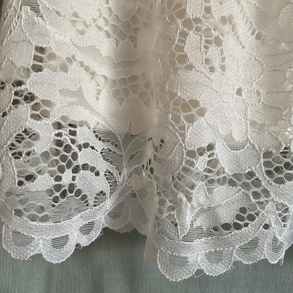 Xhilaration Women’s All Lace Top. - Picture 9 of 11